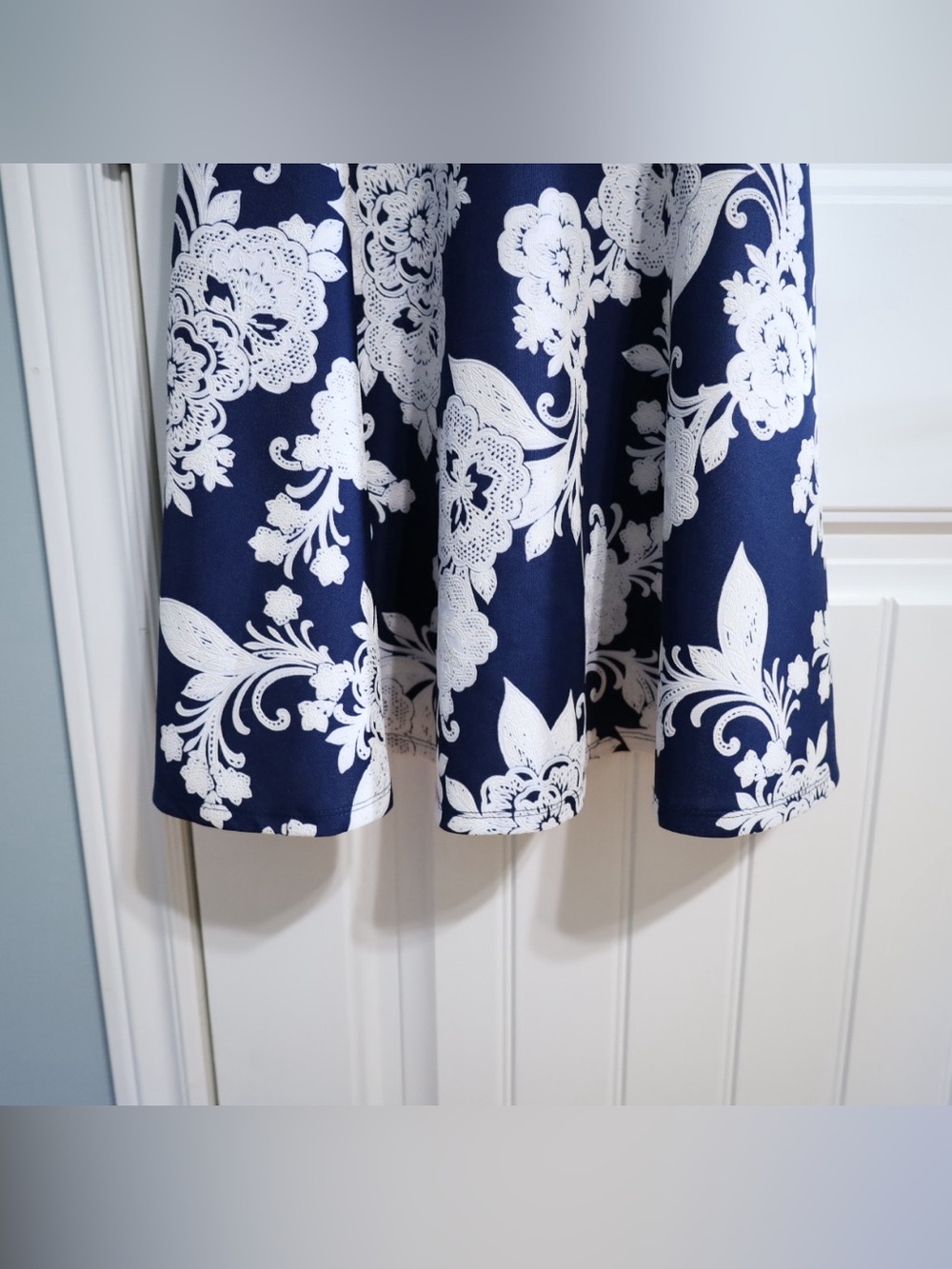 Le Château Navy White Floral Fit & Flare Halter Dress Medium - Picture 3 of 11